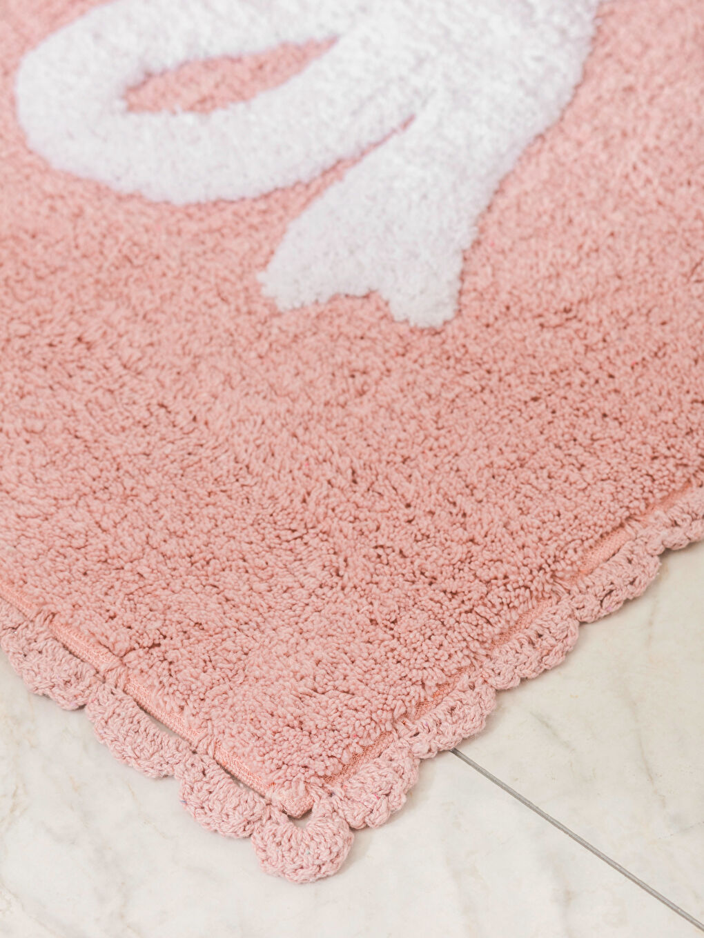 Pembe Fiyonk Baskılı Pelüş Banyo Paspası 50x80 cm-1