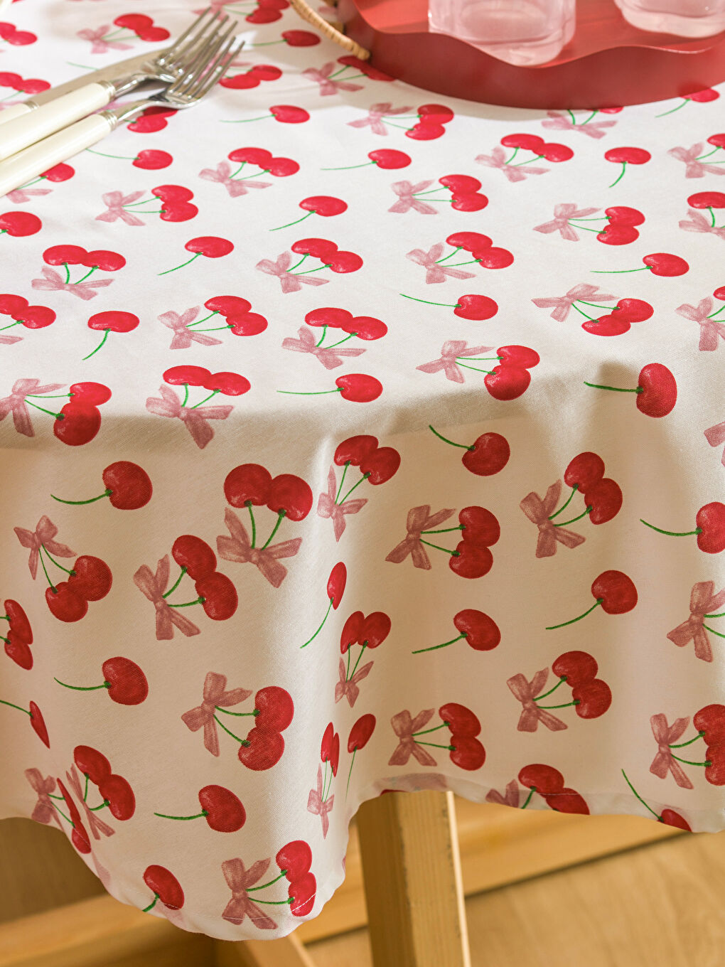 Cherry Printed Tablecloth 150x150 cm-1