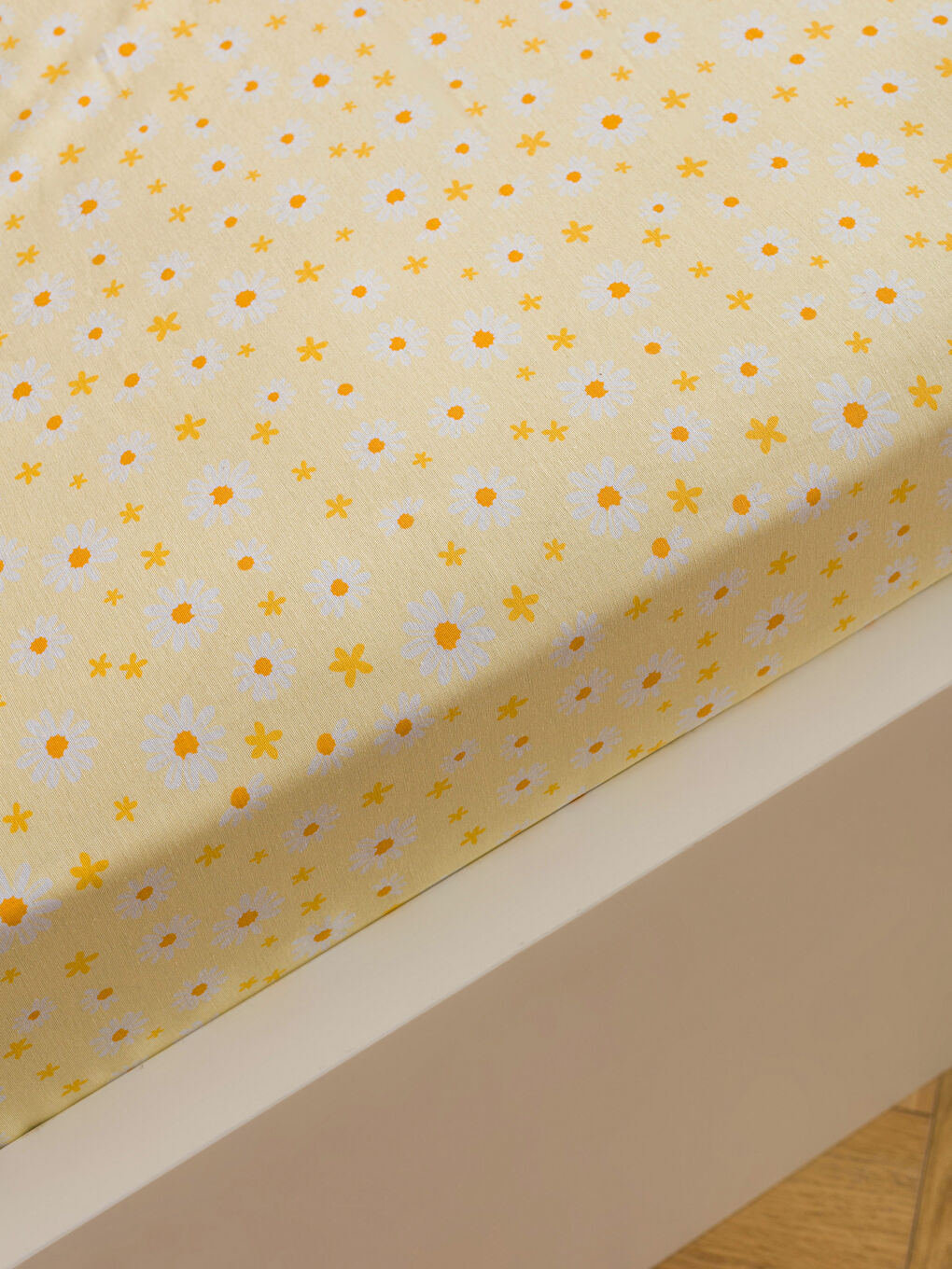 Floral Patterned Single Fitted Sheet-1
