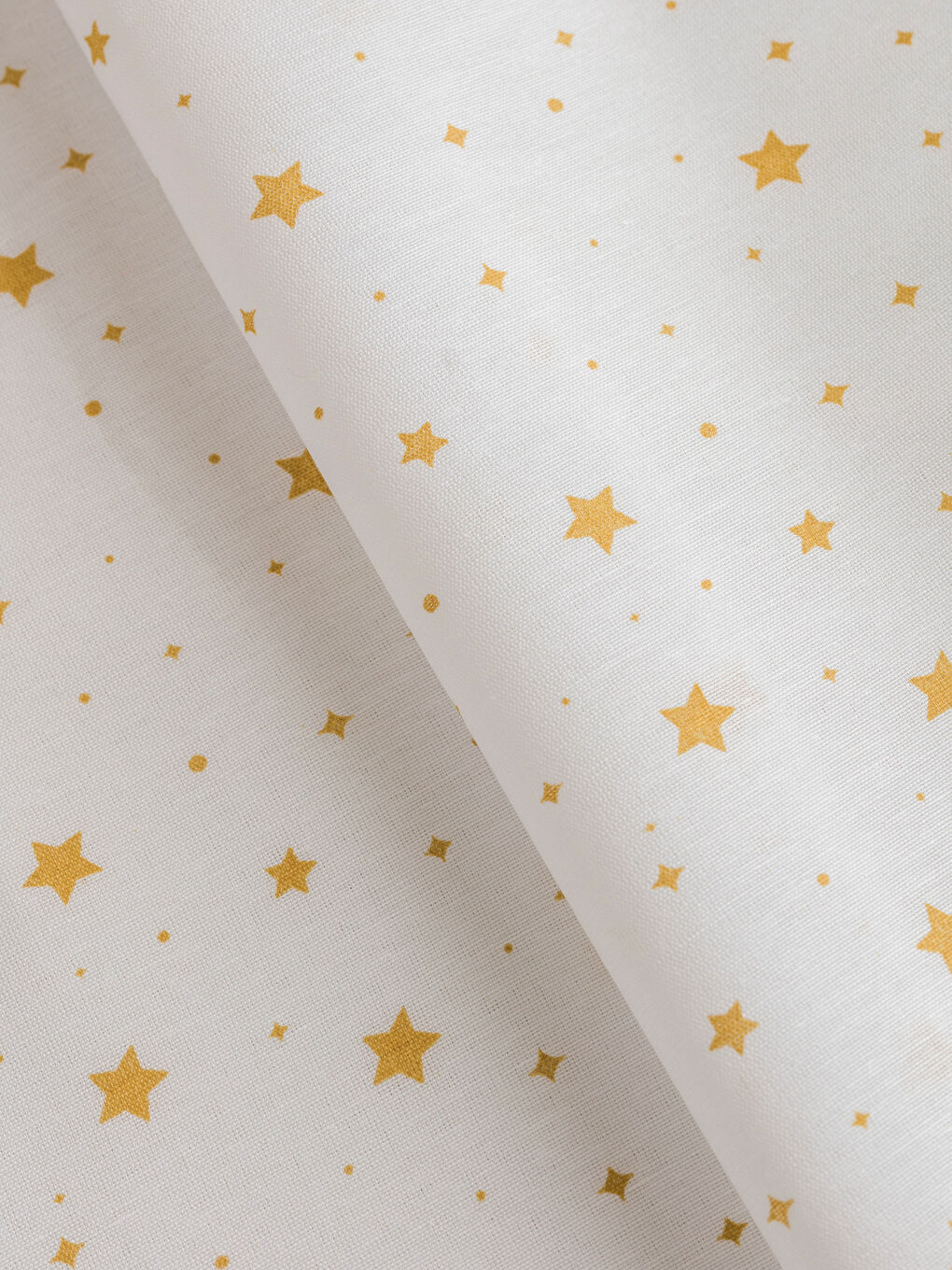 Beyaz Yıldız Desenli Çift Kişilik Lastikli Çarşaf-2