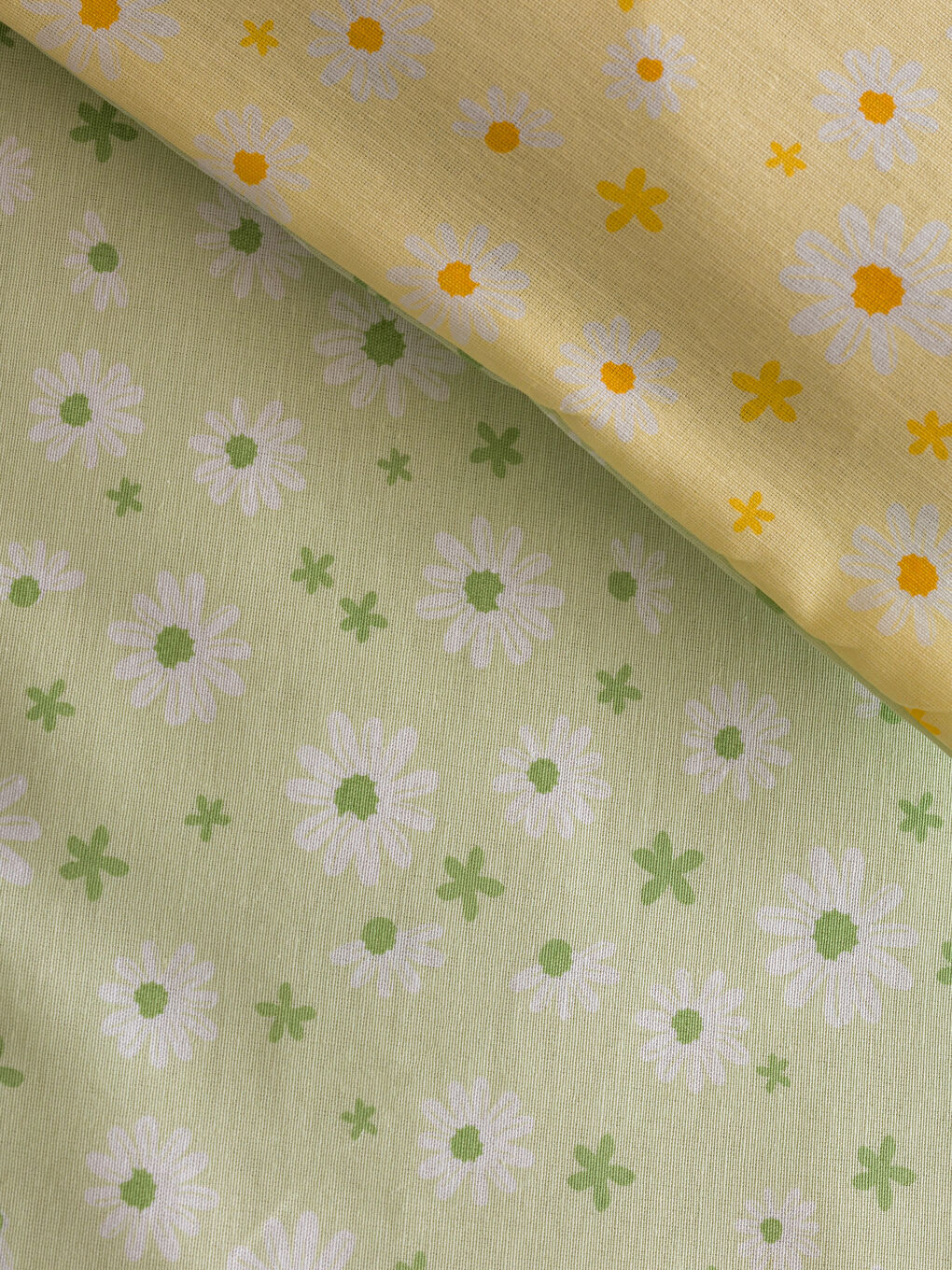 Set posteljine za bračni krevet sa cvetnim printom-4