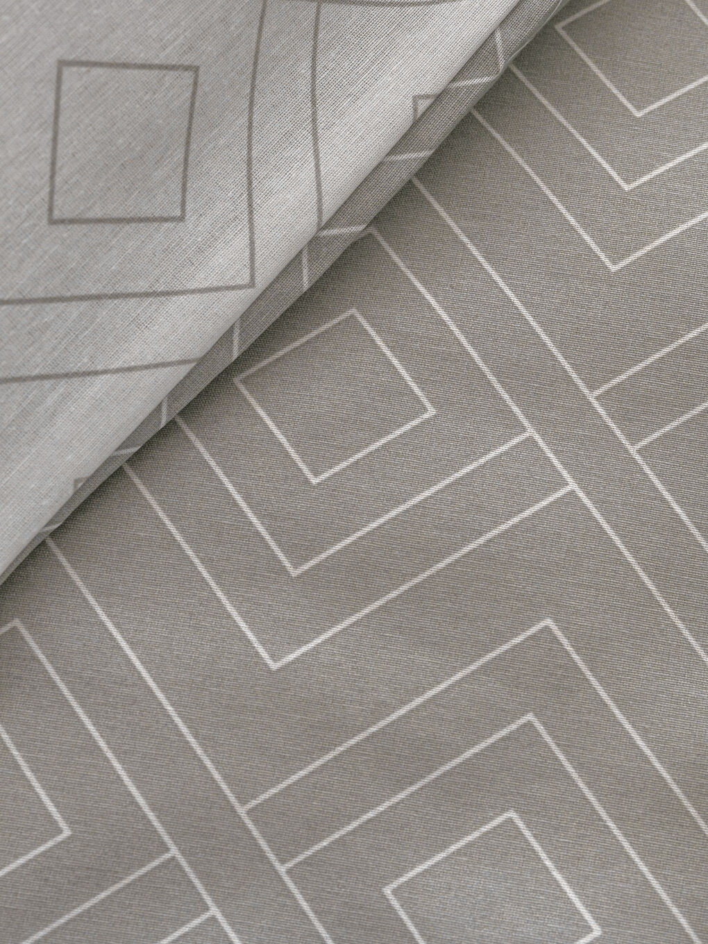 Gri Desenli Çift Kişilik Nevresim Seti-4