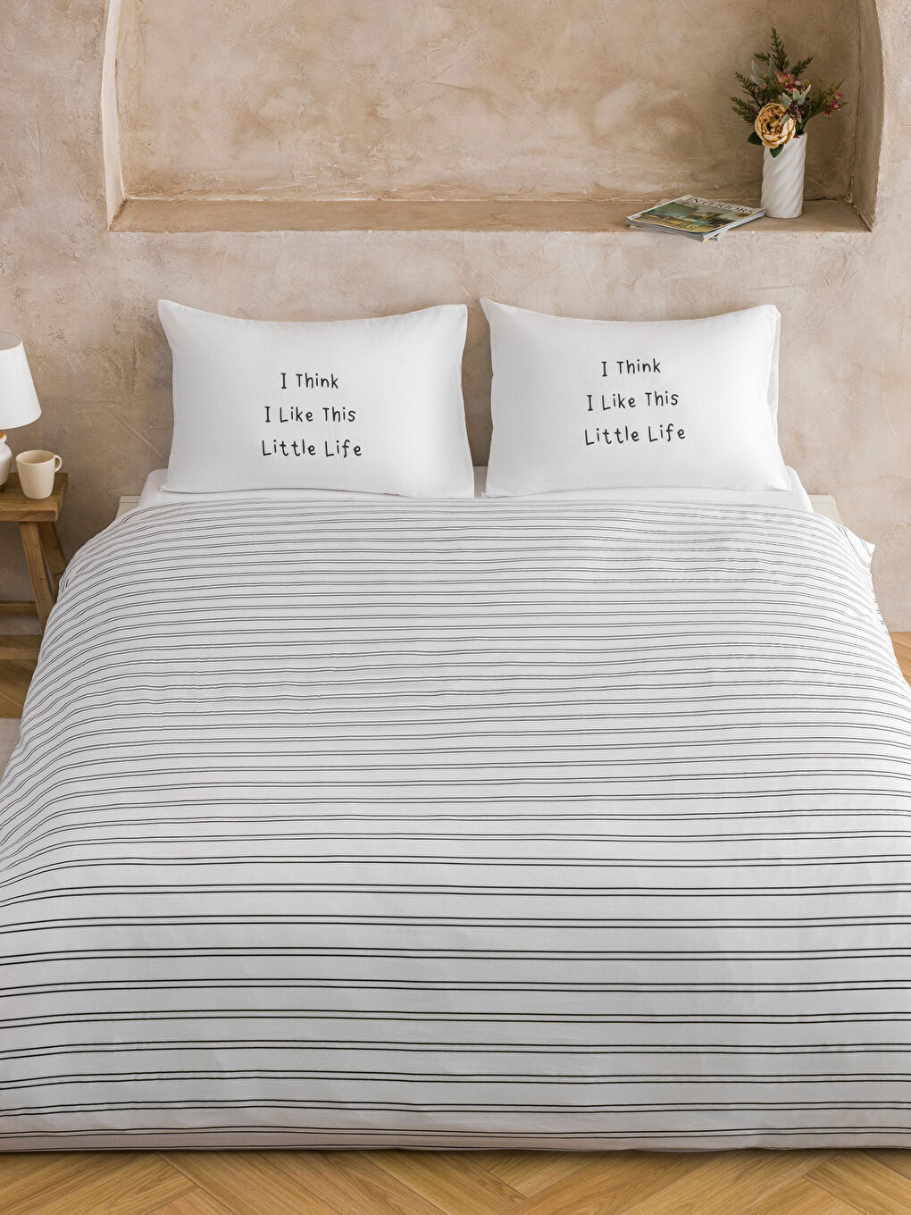 Siyah Çizgili Çift Kişilik Nevresim Seti-1