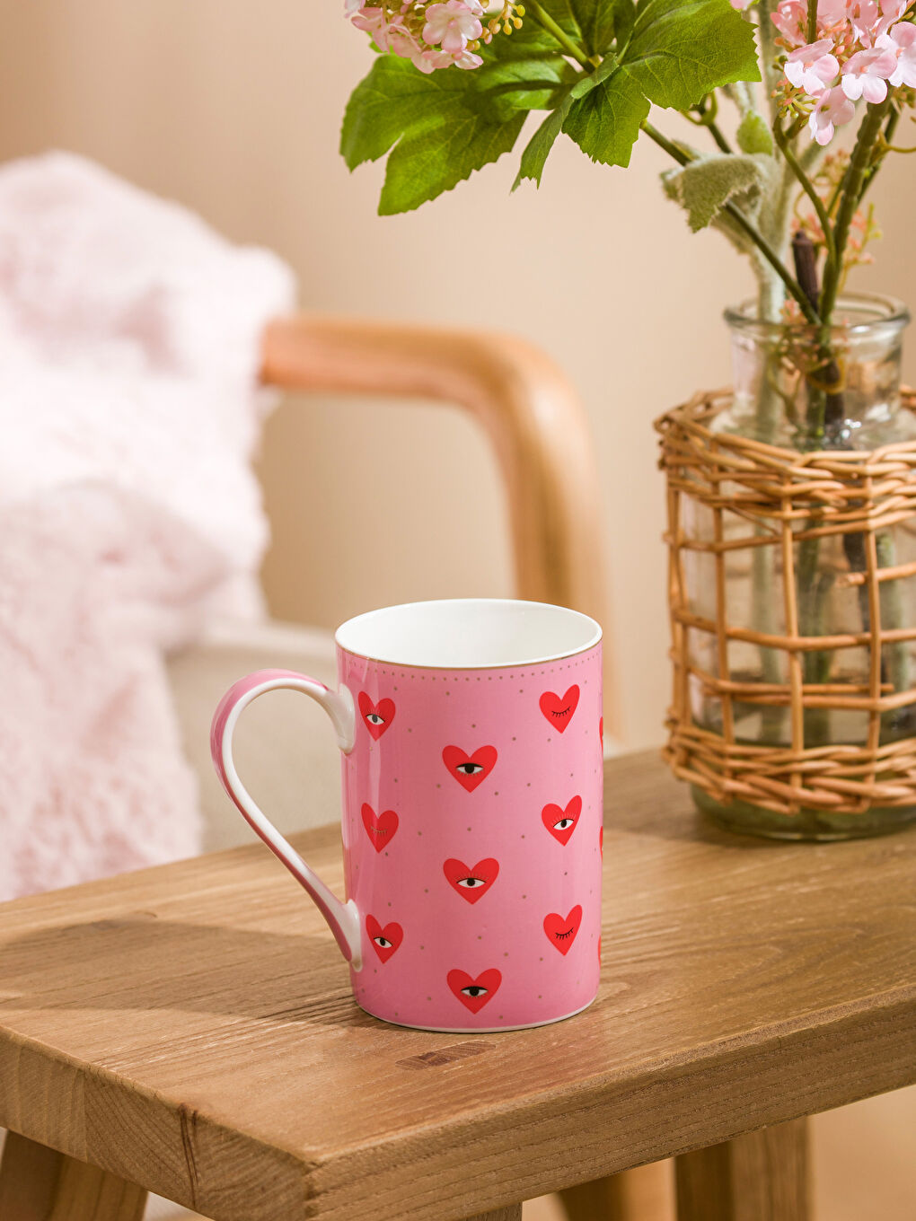 Karışık Kalp Baskılı Porselen Kupa 320 ml-1