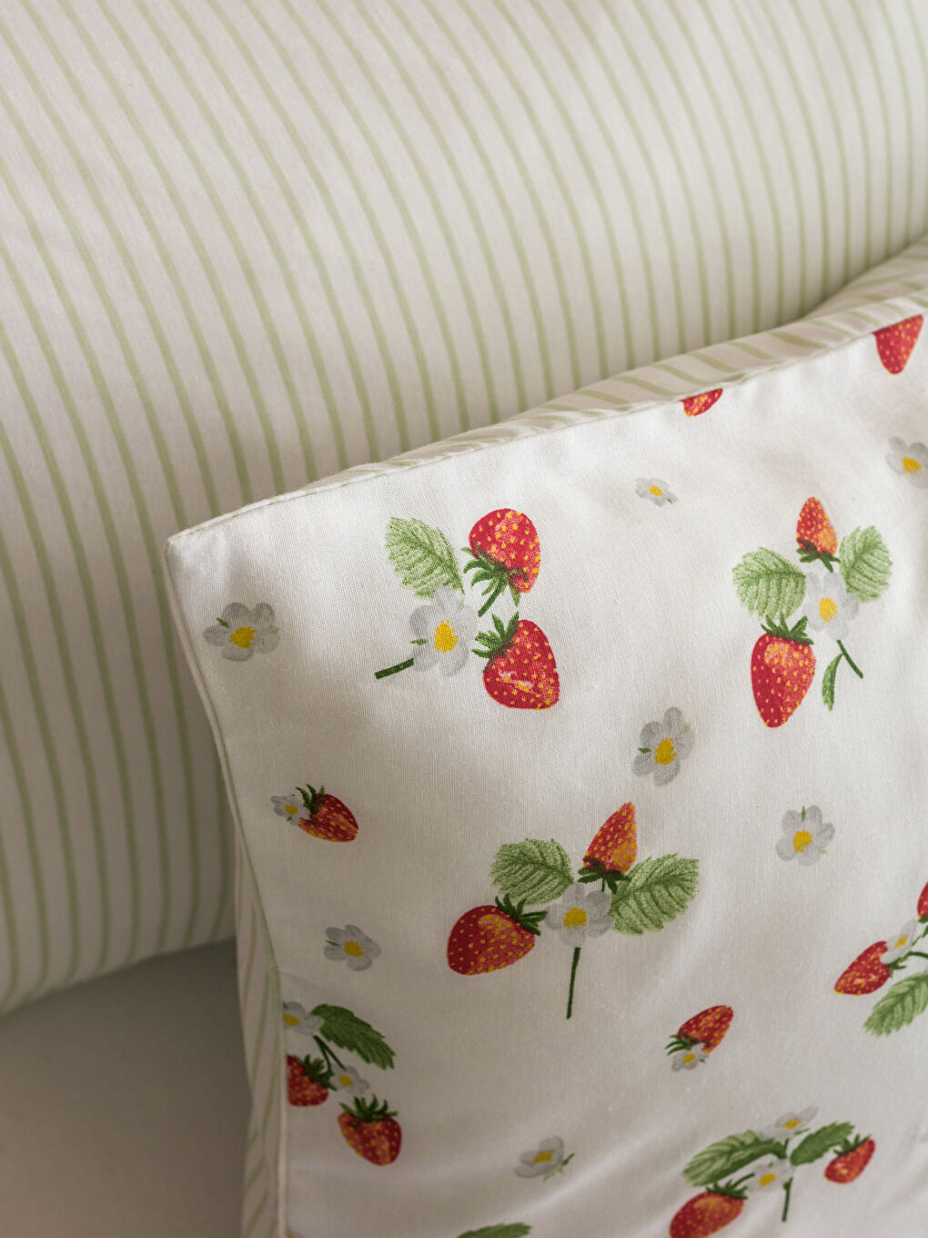 Set de lenjerie de pat dublă cu imprimeu de lămâi-3