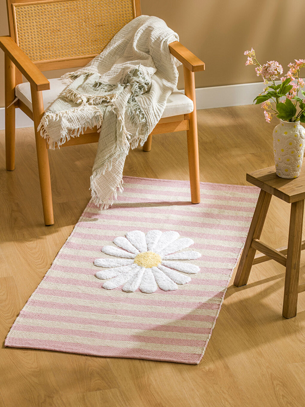 Разноцветный Ковер