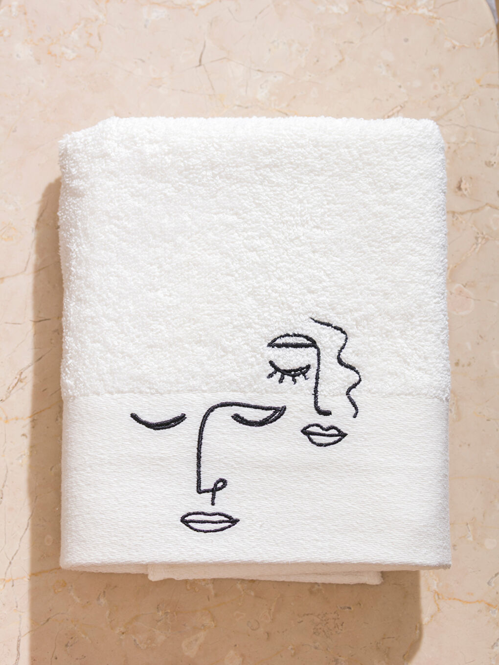 منشفة يد بيج فاتح / ايكرو-2