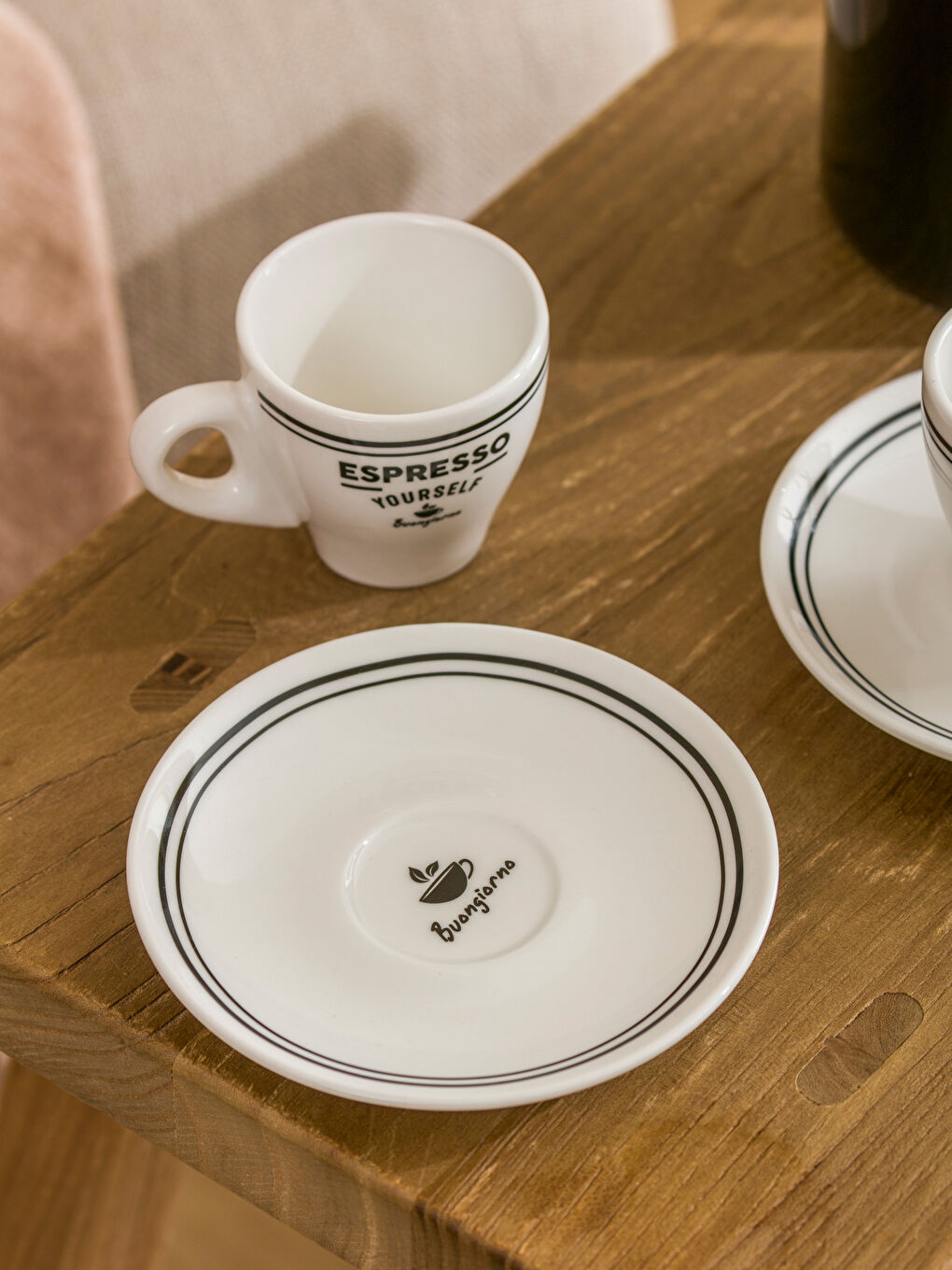 Beyaz Baskılı 2 Kişilik Porselen Kahve Fincan Takımı 90 ml-2