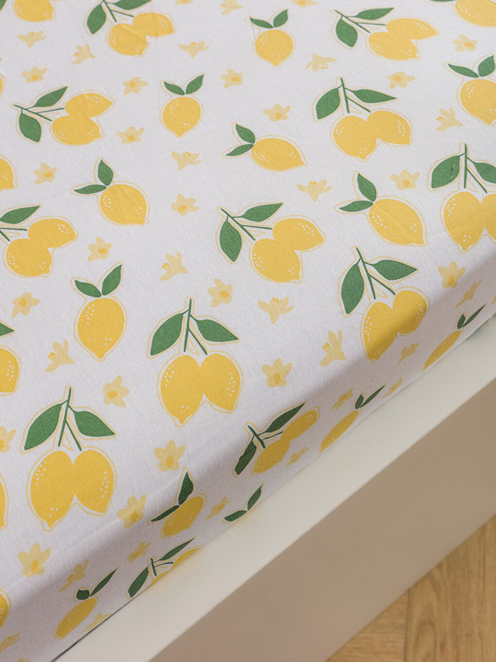 Karışık Limon Baskılı Tek Kişilik Lastikli Çarşaf-1