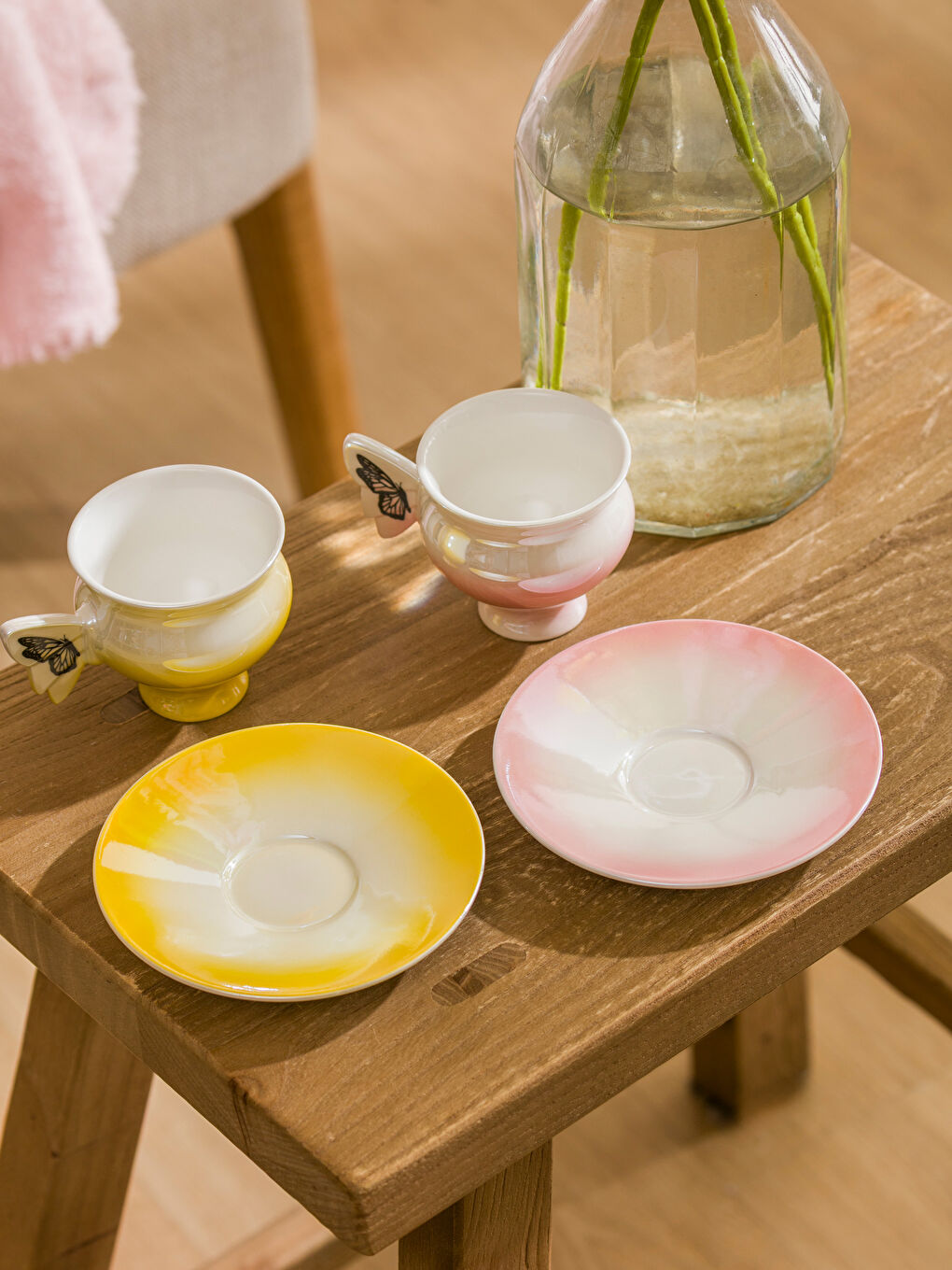 Karışık Kelebek Figürlü 2 Kişilik Porselen Kahve Fincan Takımı 90 ml-3