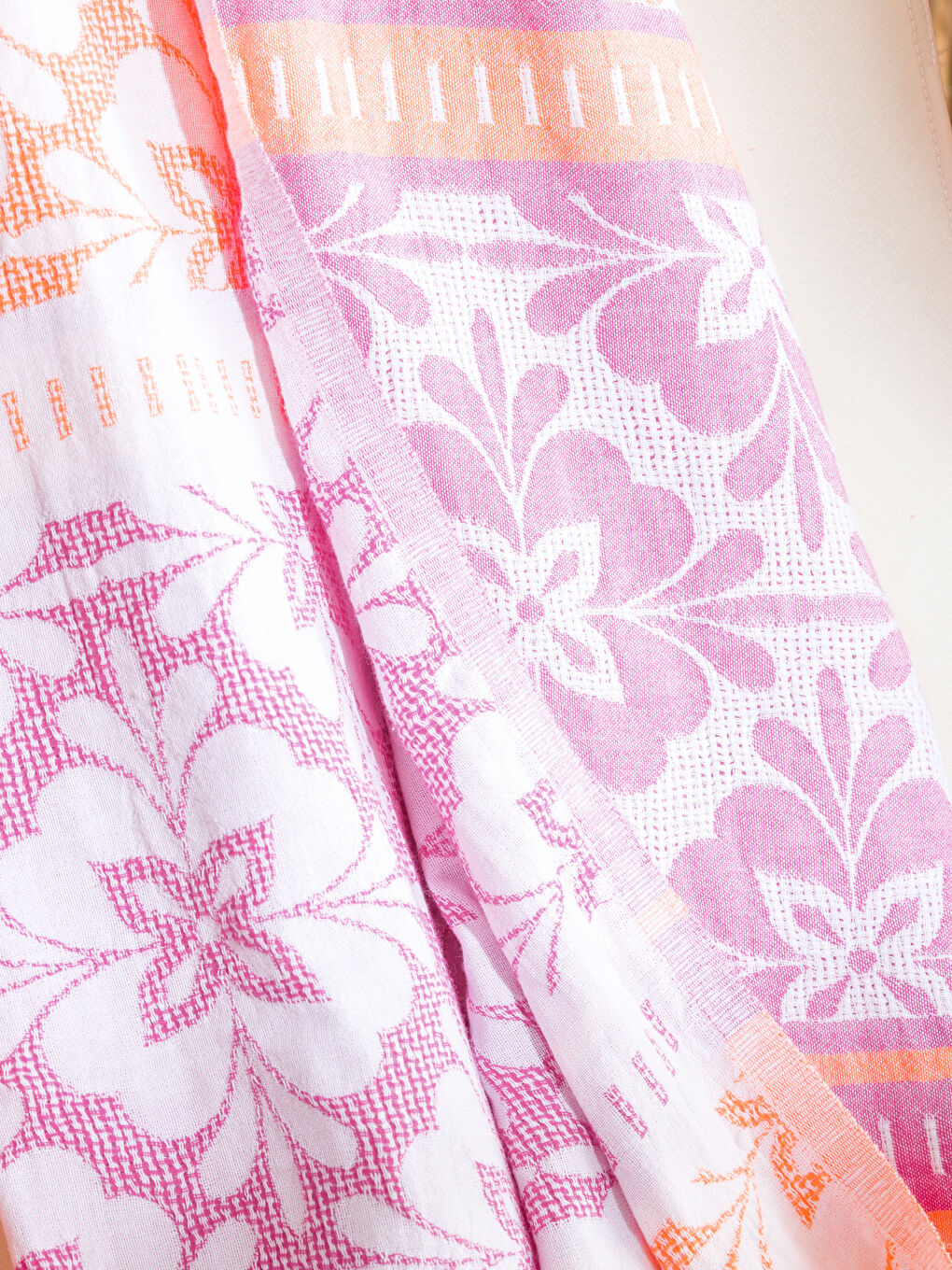 Karışık Baskılı Pamuklu Plaj Havlusu 90x165 cm-1