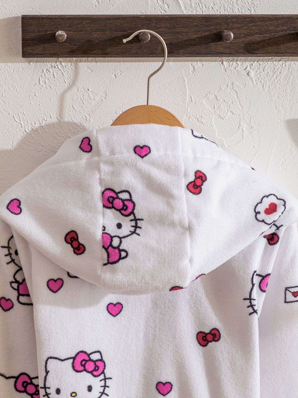 Pembe Hello Kitty Baskılı Kız Çocuk Bornoz -3