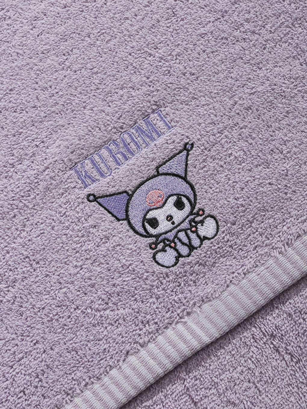 Mor Kuromi Nakışlı Pamuklu Yüz Havlusu 50x80 cm-3