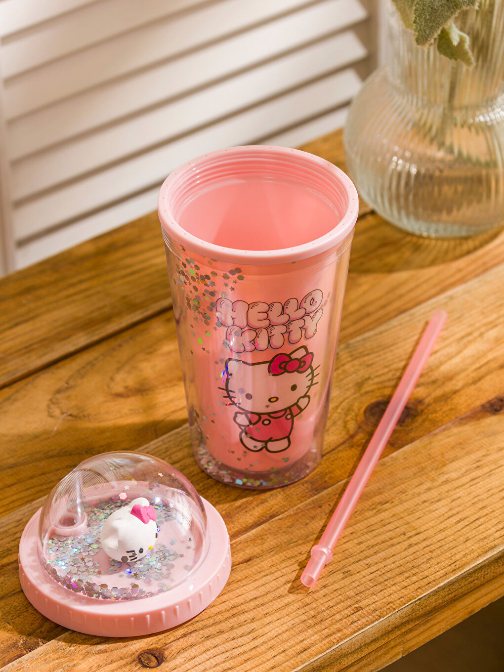 Hello Kitty šolja za ispijanje-2