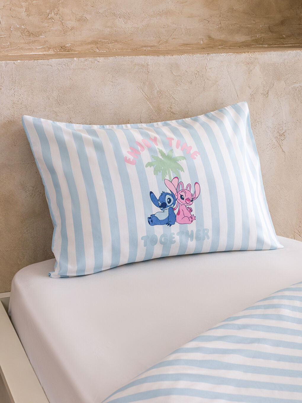 Karışık Lilo ve Stitch Baskılı Tek Kişilik Nevresim Seti-2