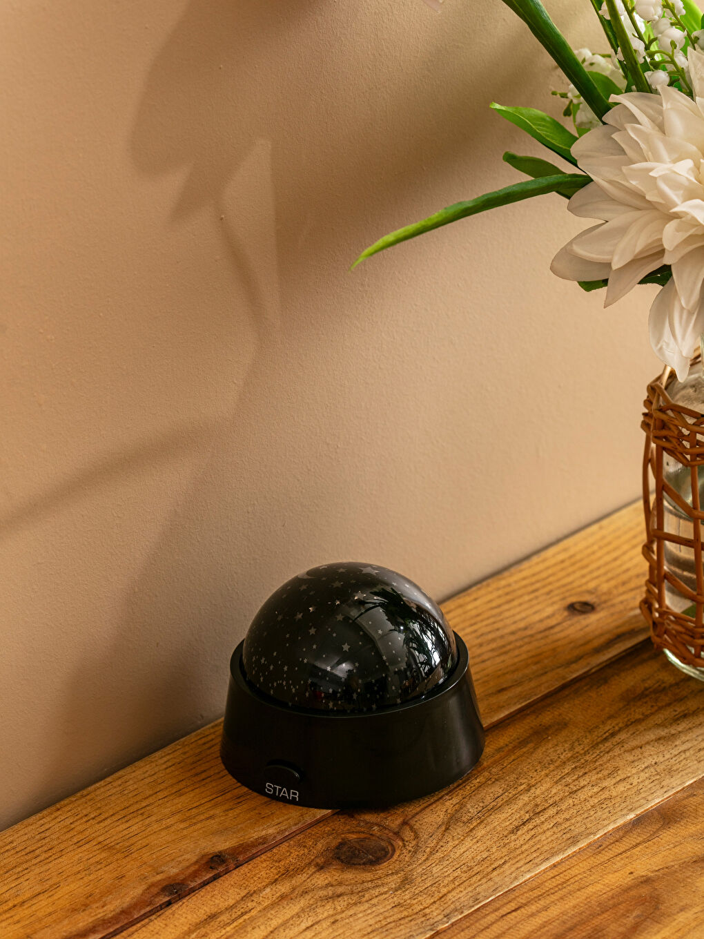 Черный Декоративный предмет-2