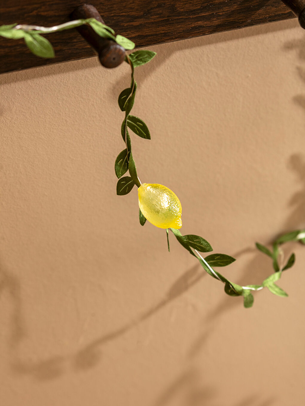 Lemon Figured Decorative LED Light-2