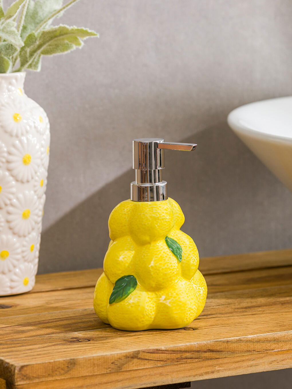 موزع صابون سائل خليط من الألوان