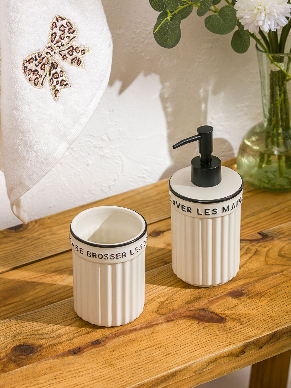 Karışık Baskılı Seramik Sıvı Sabunluk ve Diş Fırçalık Seti-1