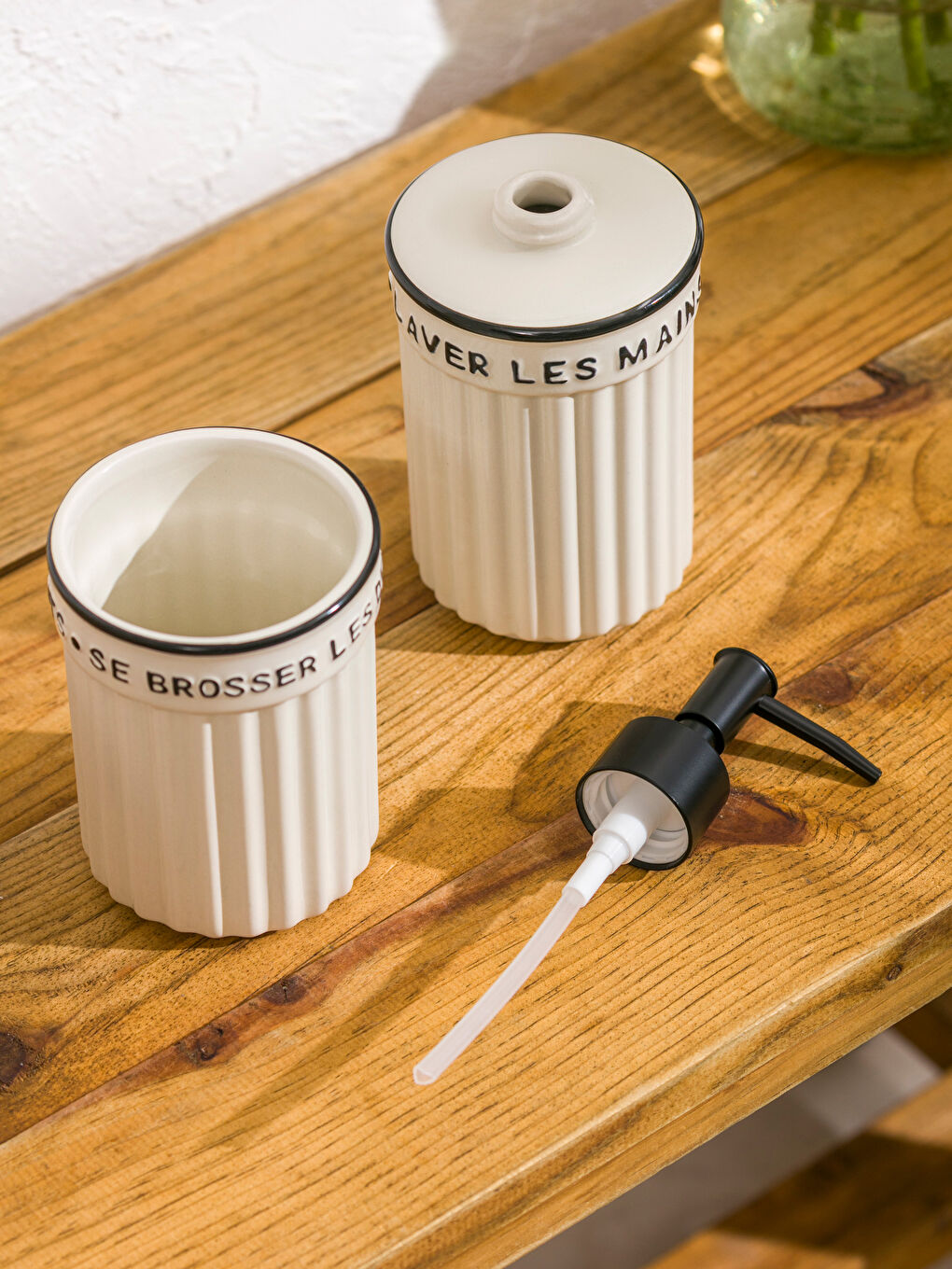 Karışık Baskılı Seramik Sıvı Sabunluk ve Diş Fırçalık Seti-2