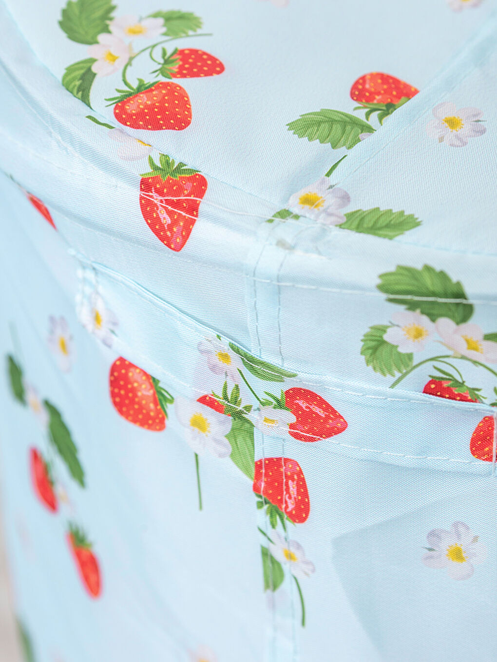 The Collapsible Laundry Basket-1