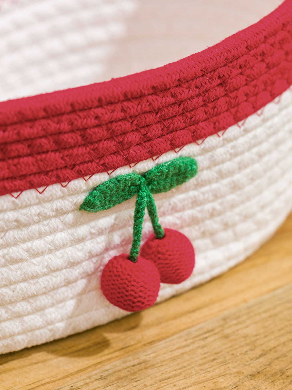 Karışık Kiraz Nakışlı Hasır Sepet 24 cm-2