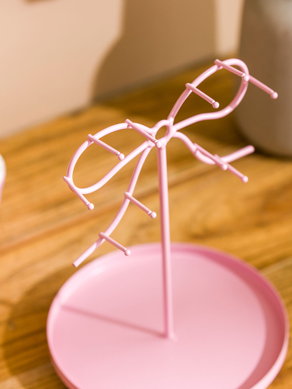 Pembe Fiyonk Detaylı Sunum Tabağı 17 cm-2