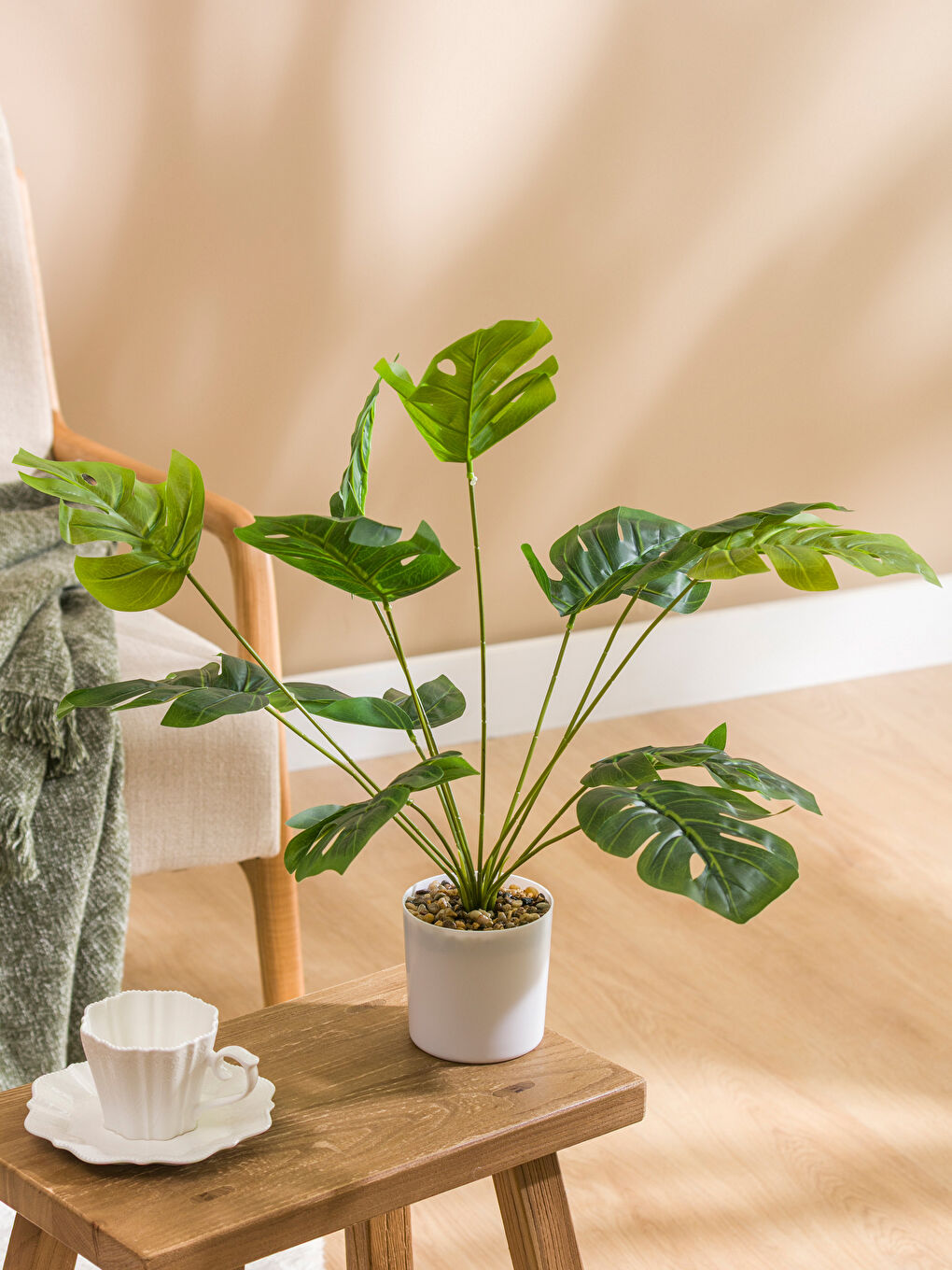 Декоративті жасанды гүл құмырада 50 см