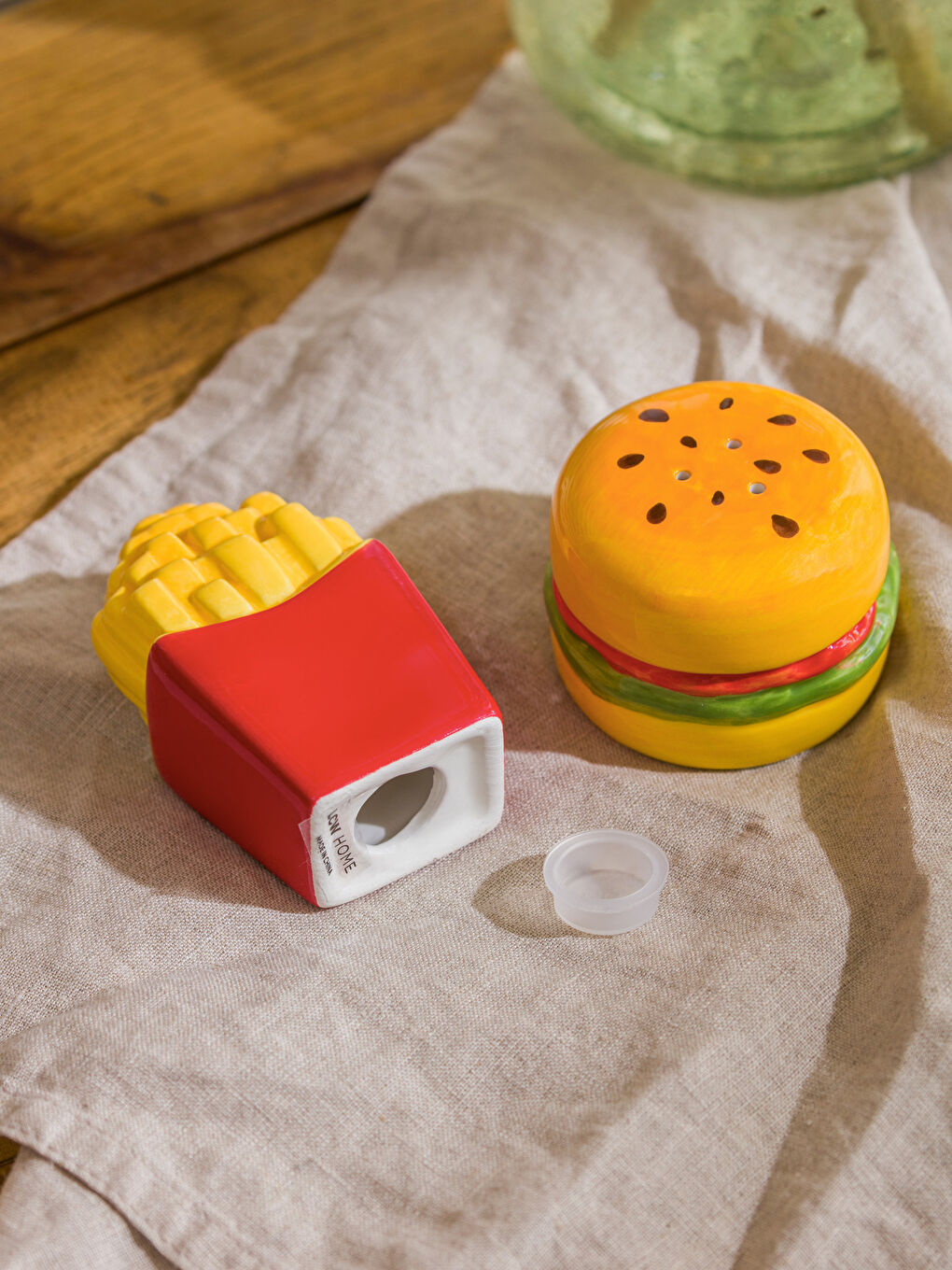 Hamburger and Fries Salt and Pepper Shakers-2