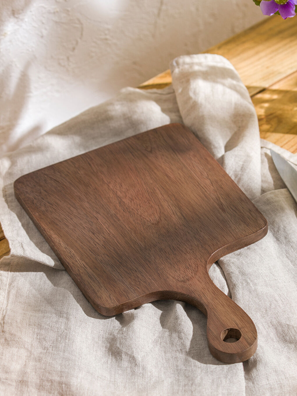 لوح تقطيع بني-1