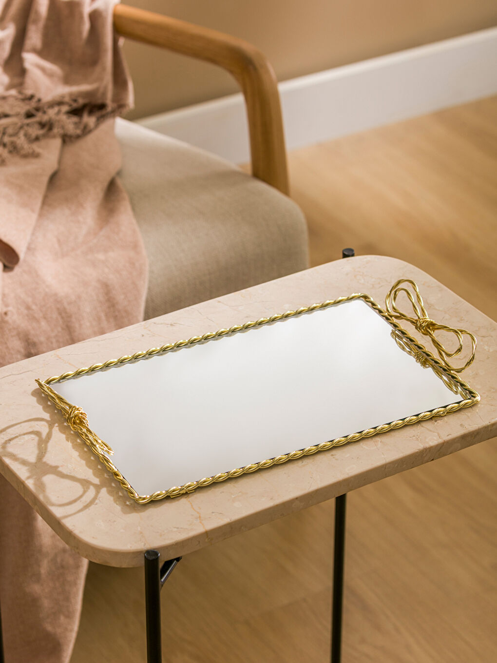 Sarı Aynalı Cam Tepsi 32 cm-1