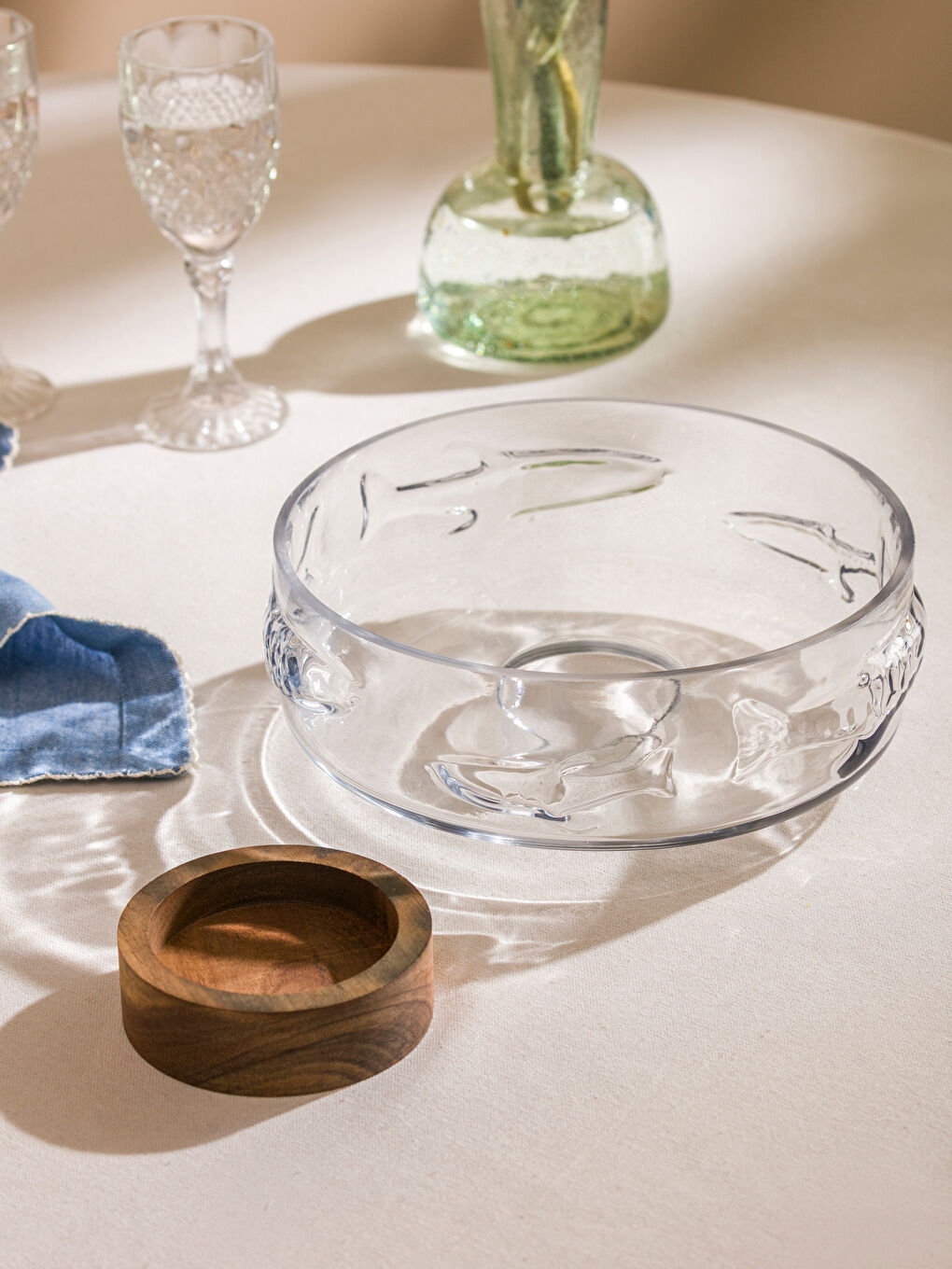 ستاندی کێک بێ ڕه‌نگ-2