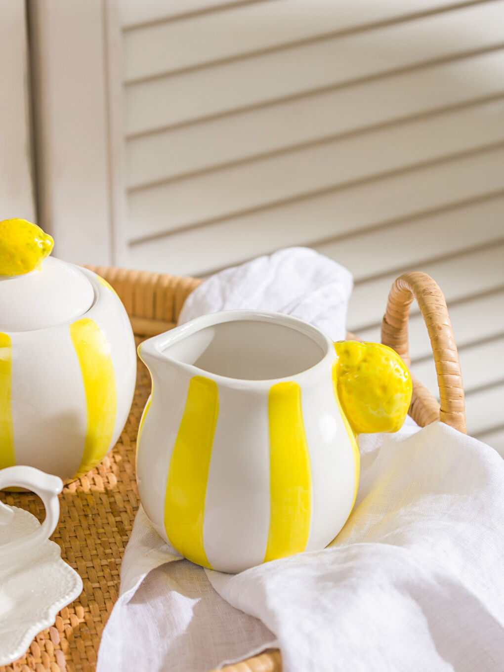 Аралас Сүт құйғыш