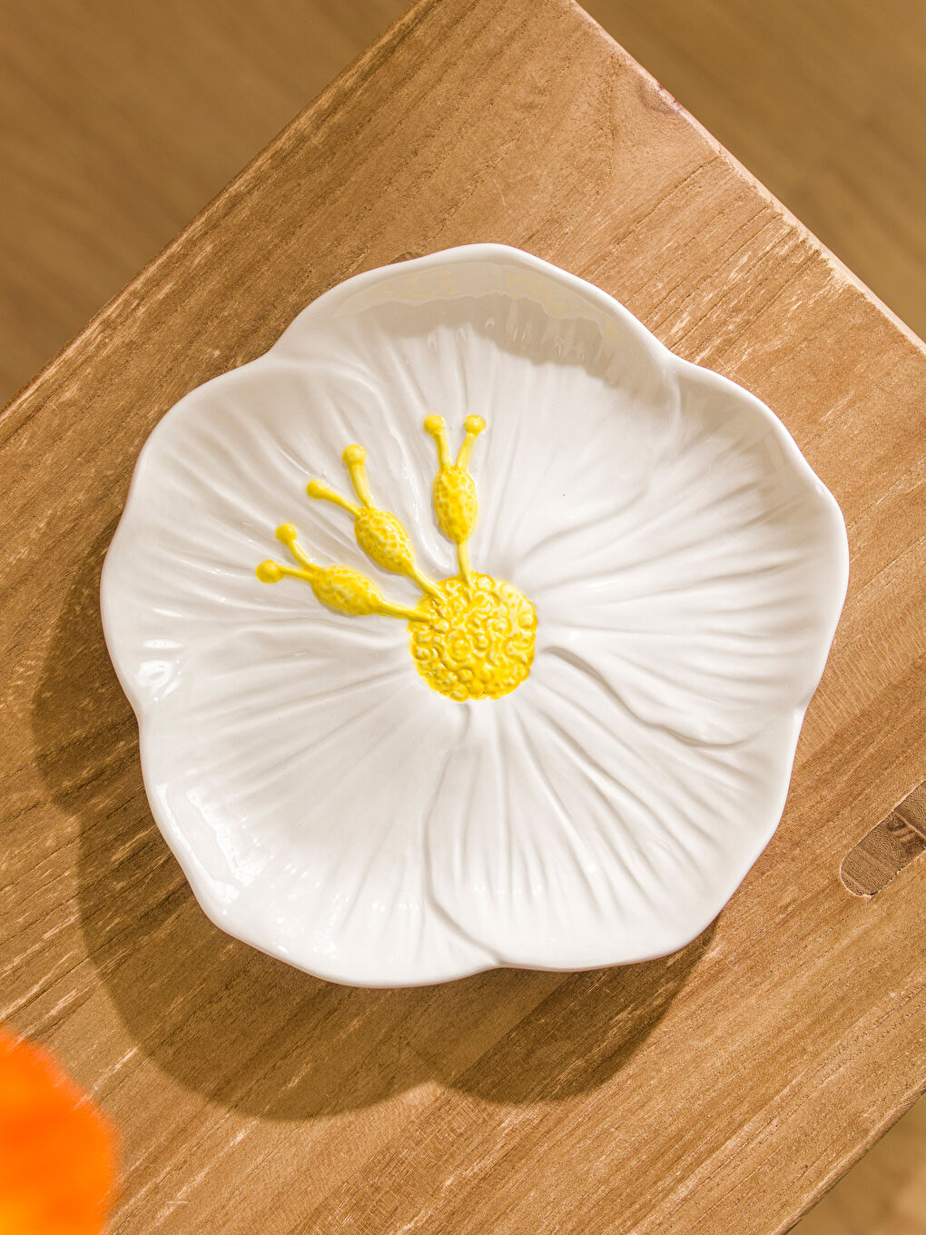 Flower Figured Ceramic Cake Plate 15 cm-1
