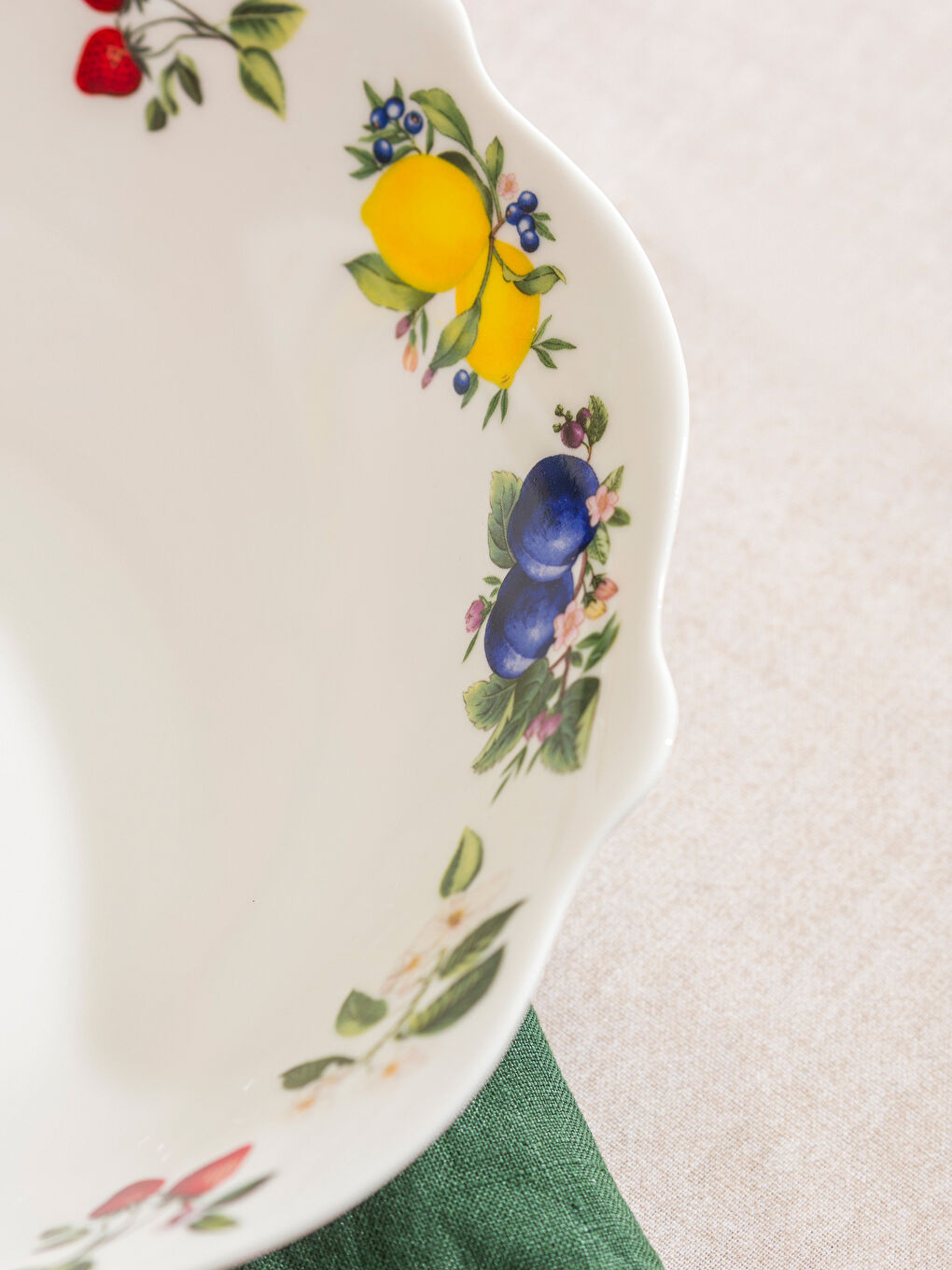 Printed Porcelain Salad Bowl 22 cm-2