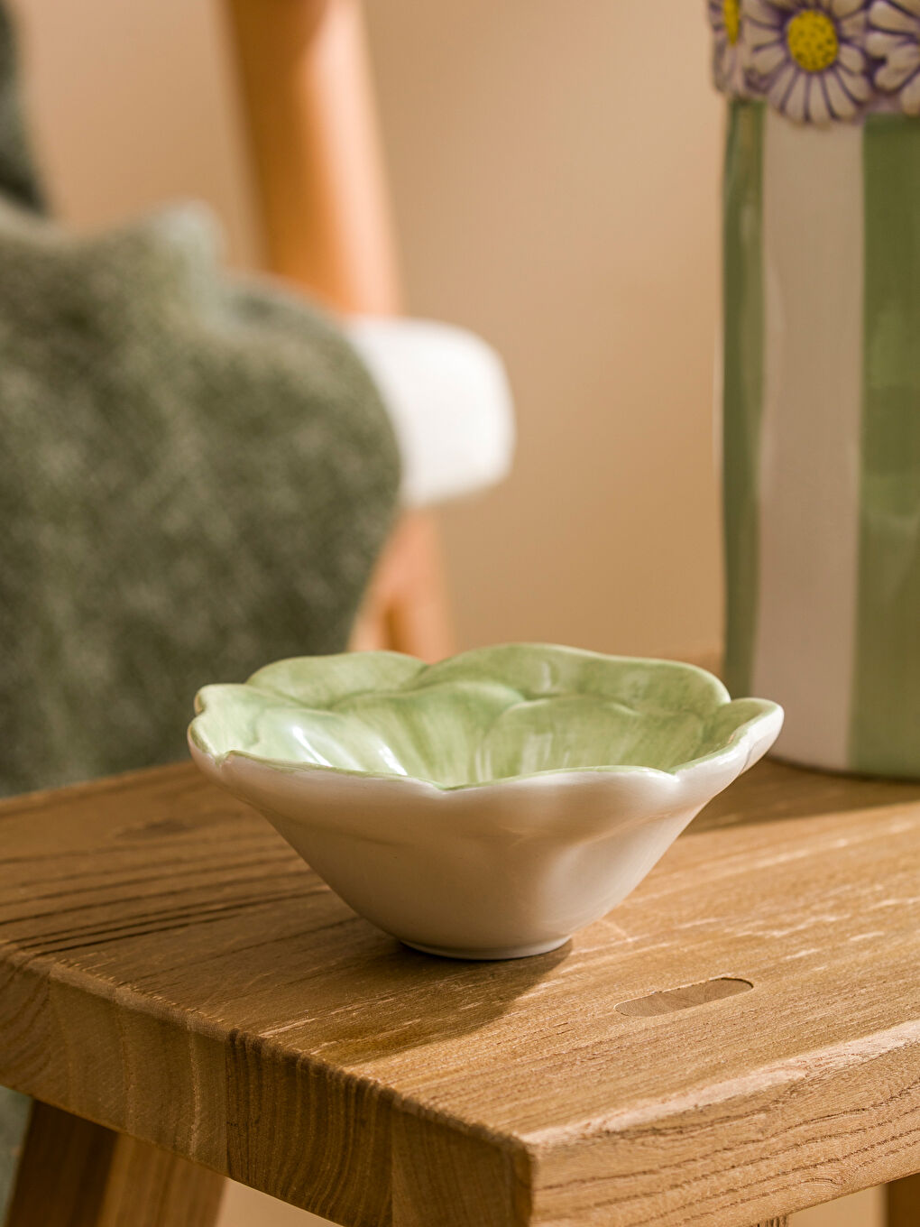 Karışık Çiçek Figürlü Seramik Kase 11 cm-1