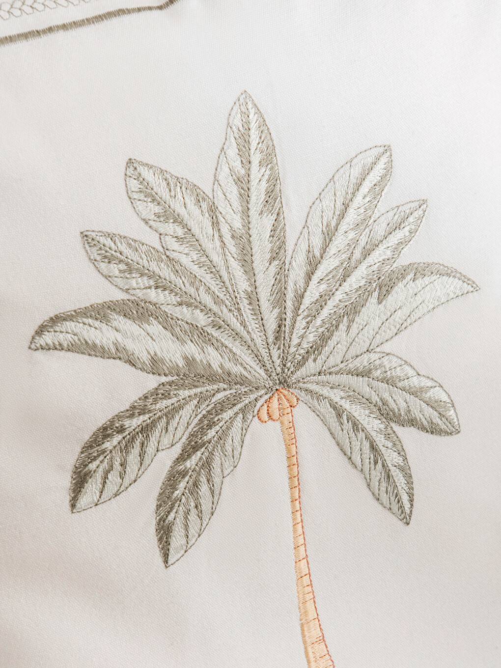 პალმის ნაქარგიანი ბალიშის საფარი 45x45 cm-2