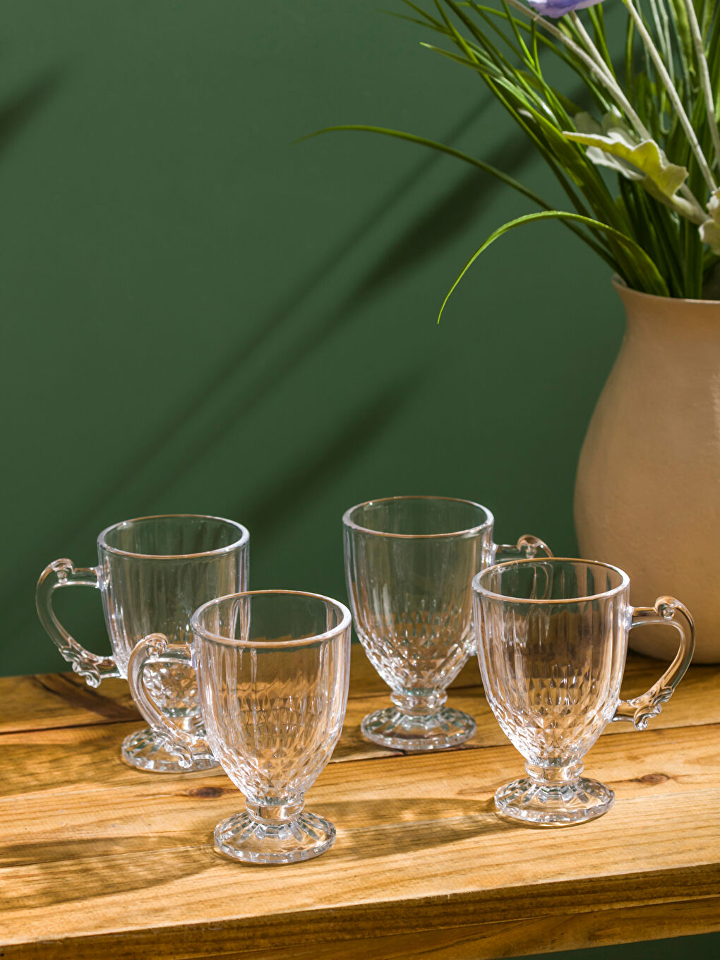 Stemmed Glass Cup 190 ml-1