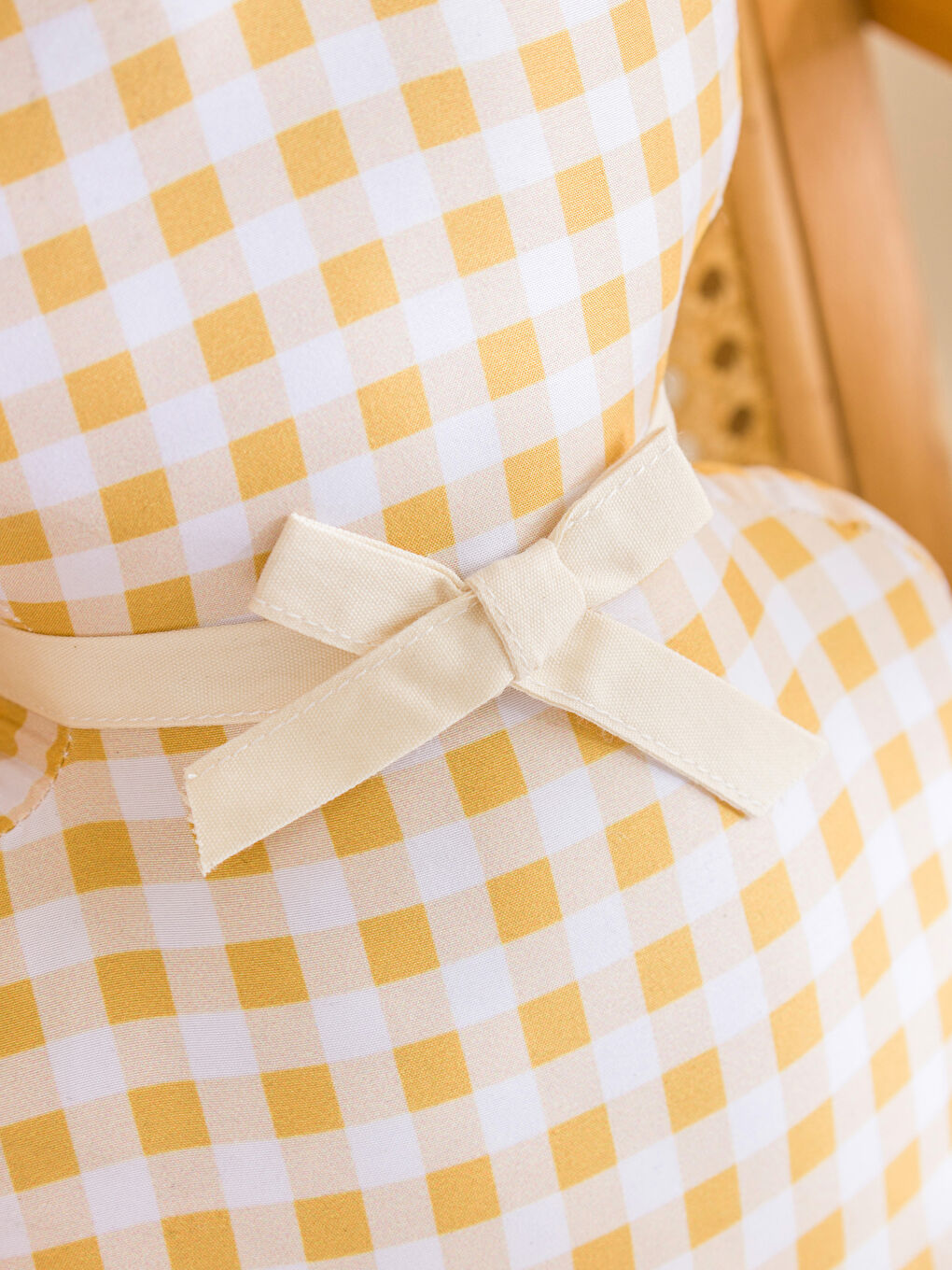 Подушка с фигурой кролика 41 см-2