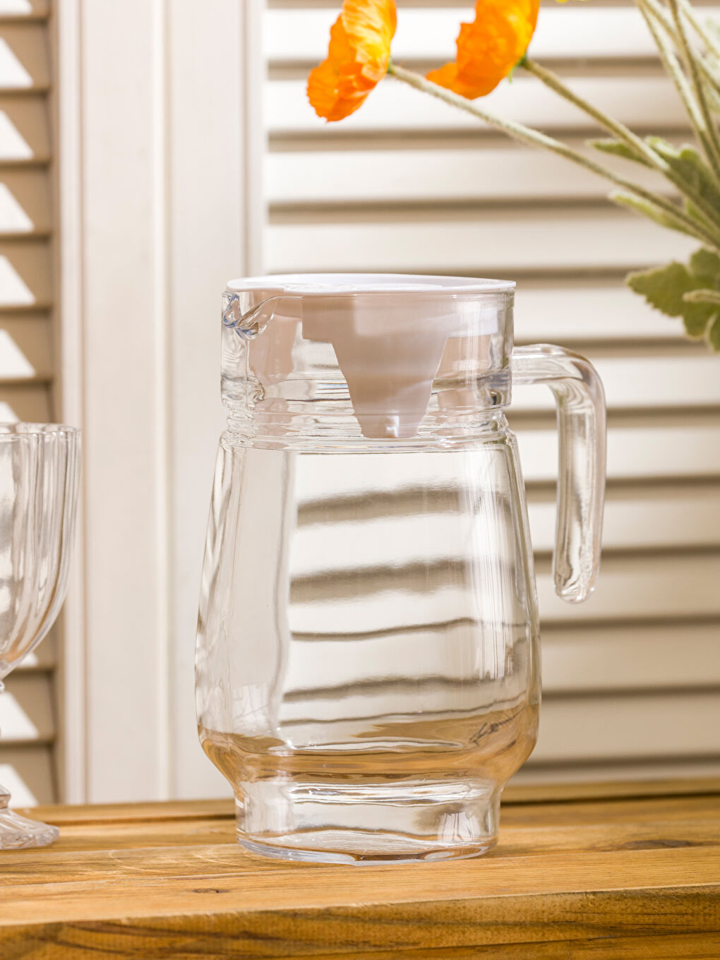 Glass Carafe with Lid 1300 ml-1
