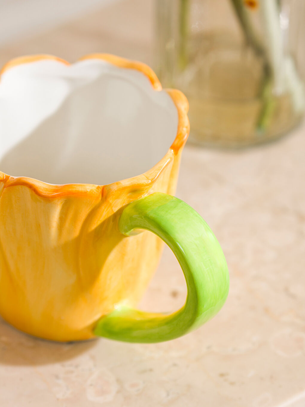 Keramička šolja sa cvetnim uzorkom, zapremine 210 ml-2