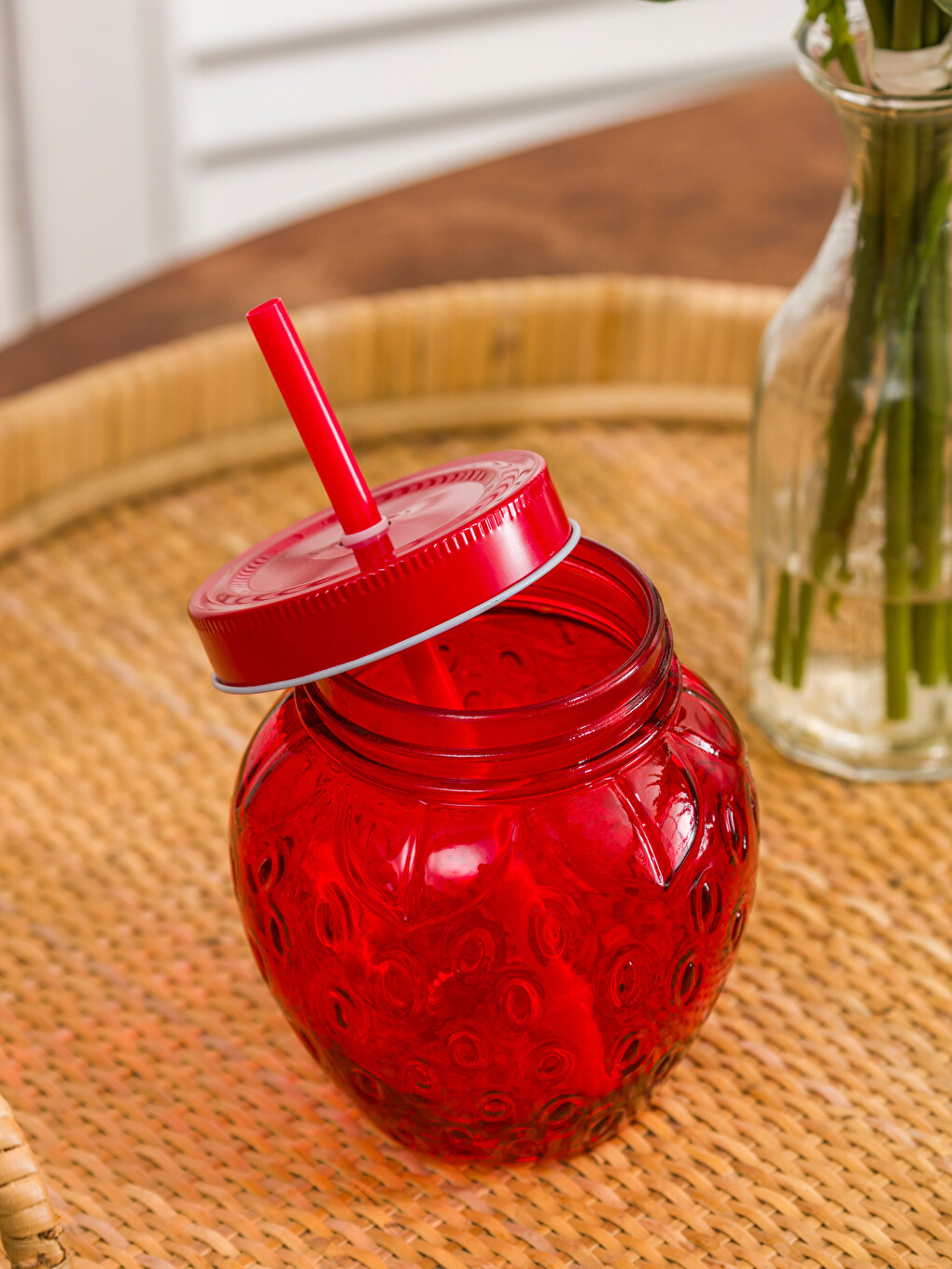 Verre à soda en verre avec paille motif fraise-1