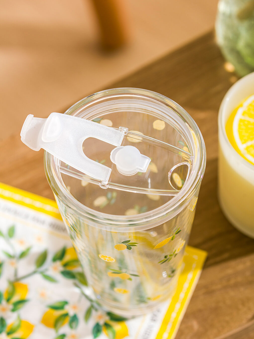 Zitronenbedrucktes Glastrinkglas mit Strohhalm, 420 ml-2