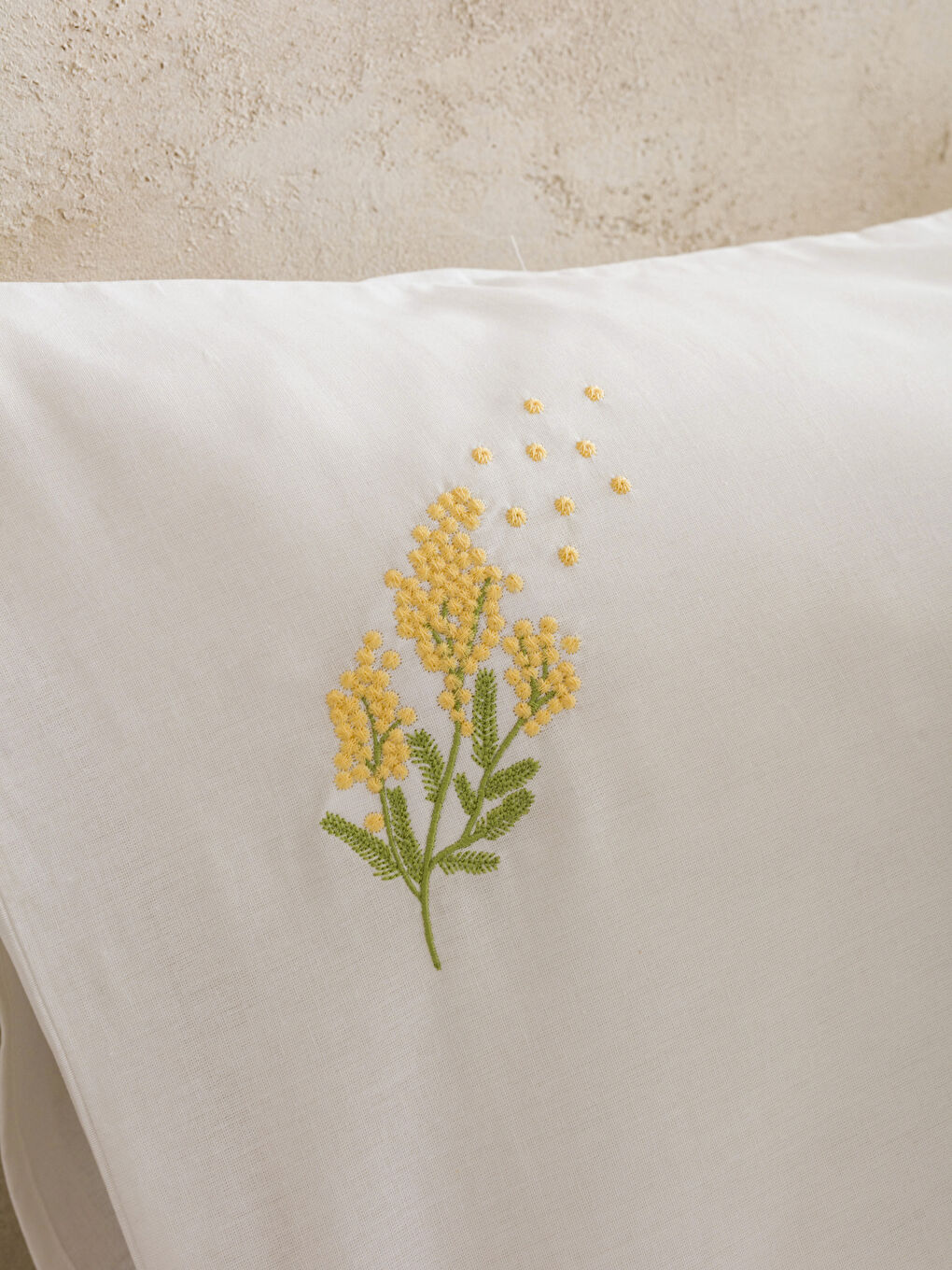 Комплект от две памучни калъфки за възглавници с бродерия, размер 50x70 см-2