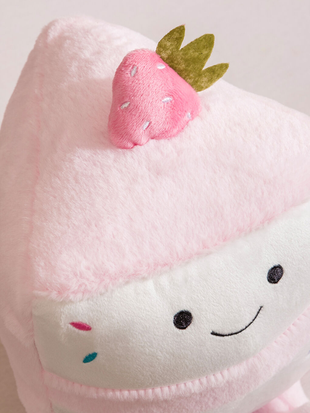 Детская плюшевая подушка в форме клубники, 25 см-2