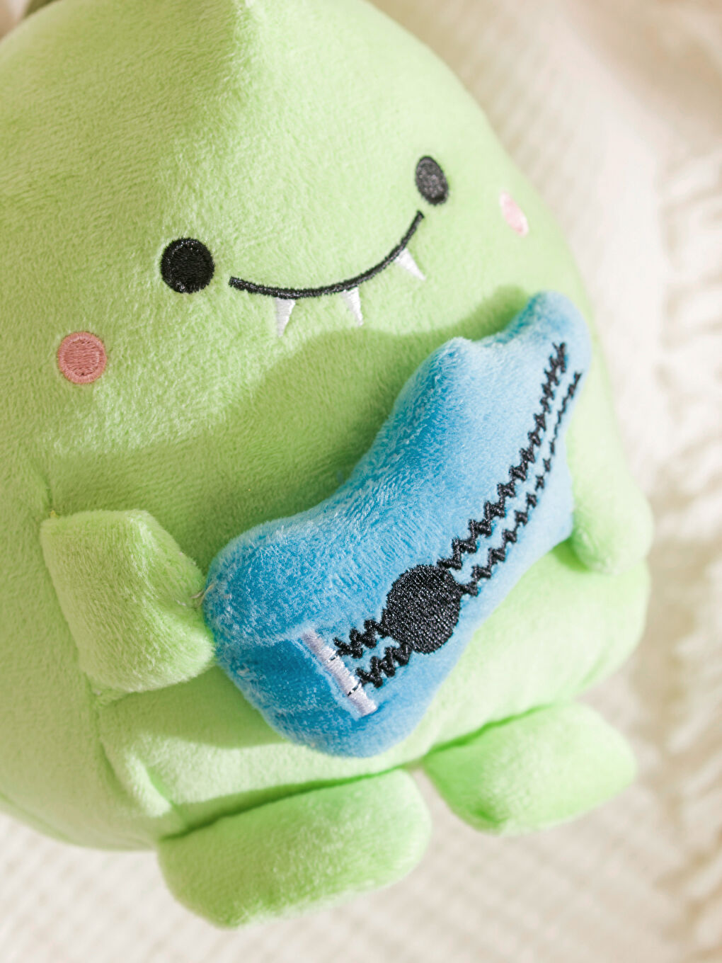 Мягкая подушка Baby Dino, восхитительный акцент размером 21 см.-2