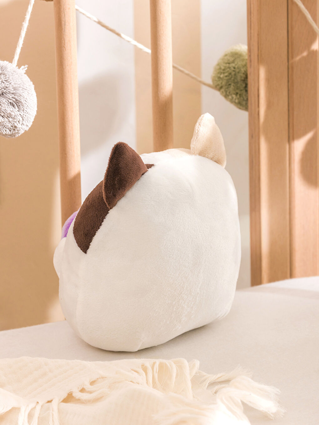 Детская плюшевая подушка с фигуркой кота 20 см-1