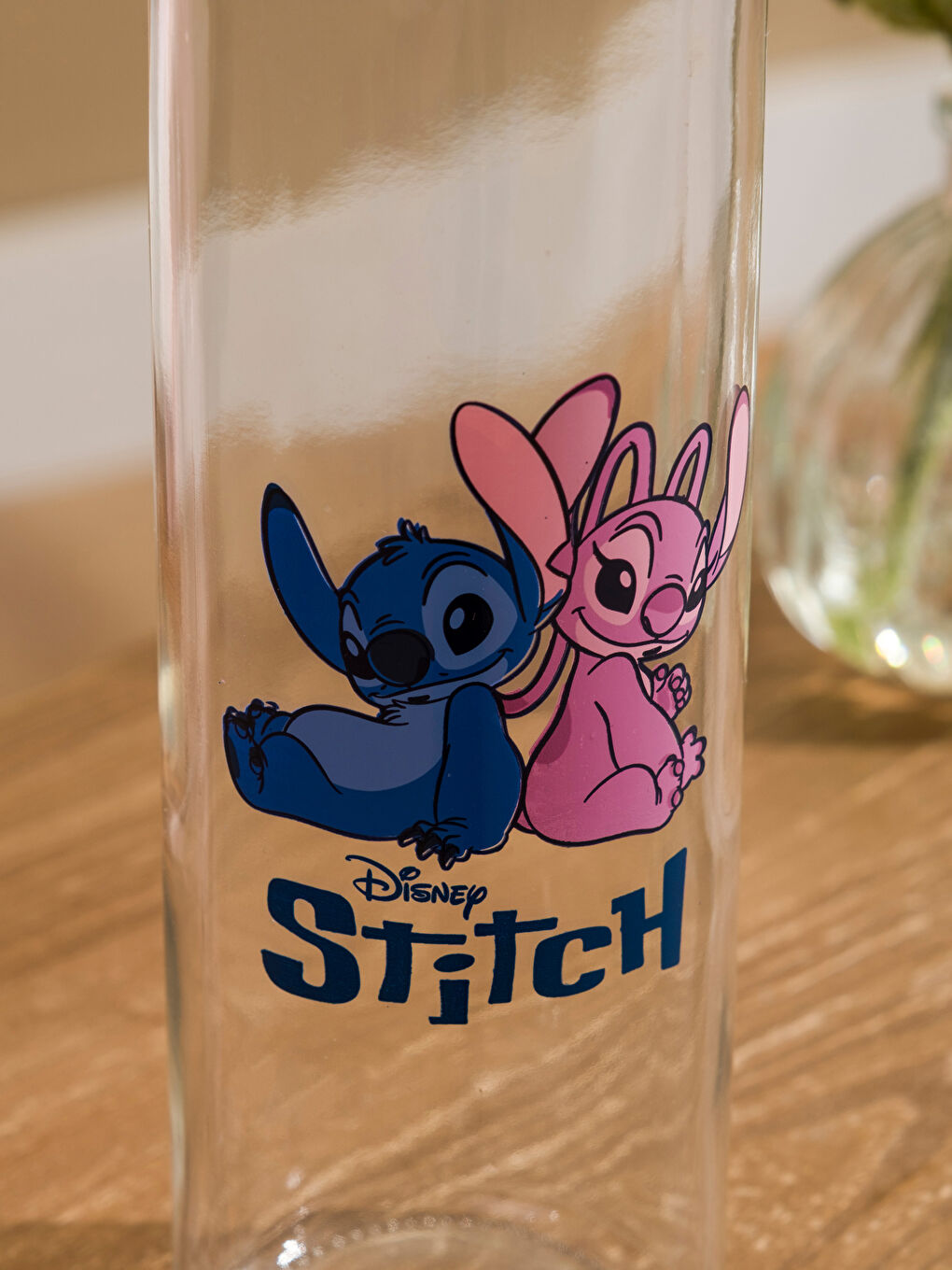 Karışık Stitch Baskılı Cam Suluk 750 ml-1