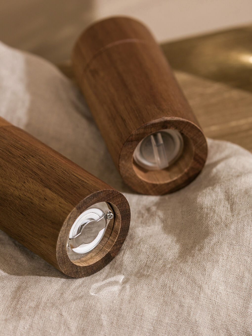 Kahverengi Ahşap Tuzluk ve Biberlik-2