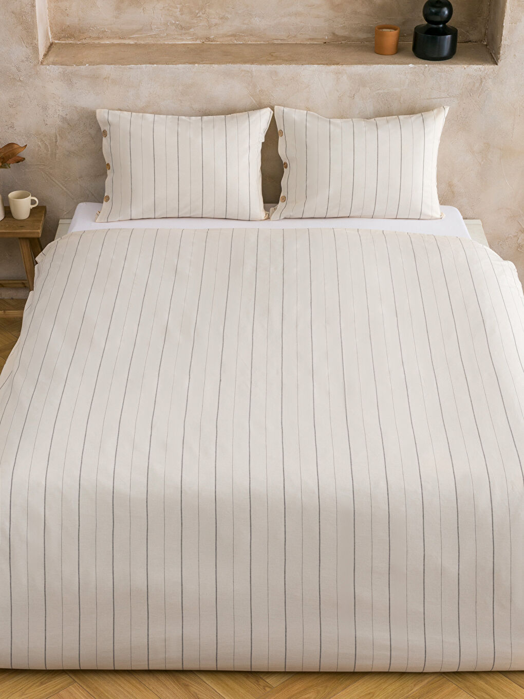 Gri Çizgili Çift Kişilik Nevresim Seti-1